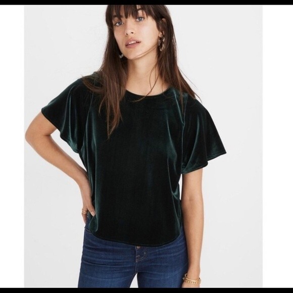 Madewell Tops - Madewell Green Velvet Short Sleeve Crop Top- Size XS- Great Condition!!